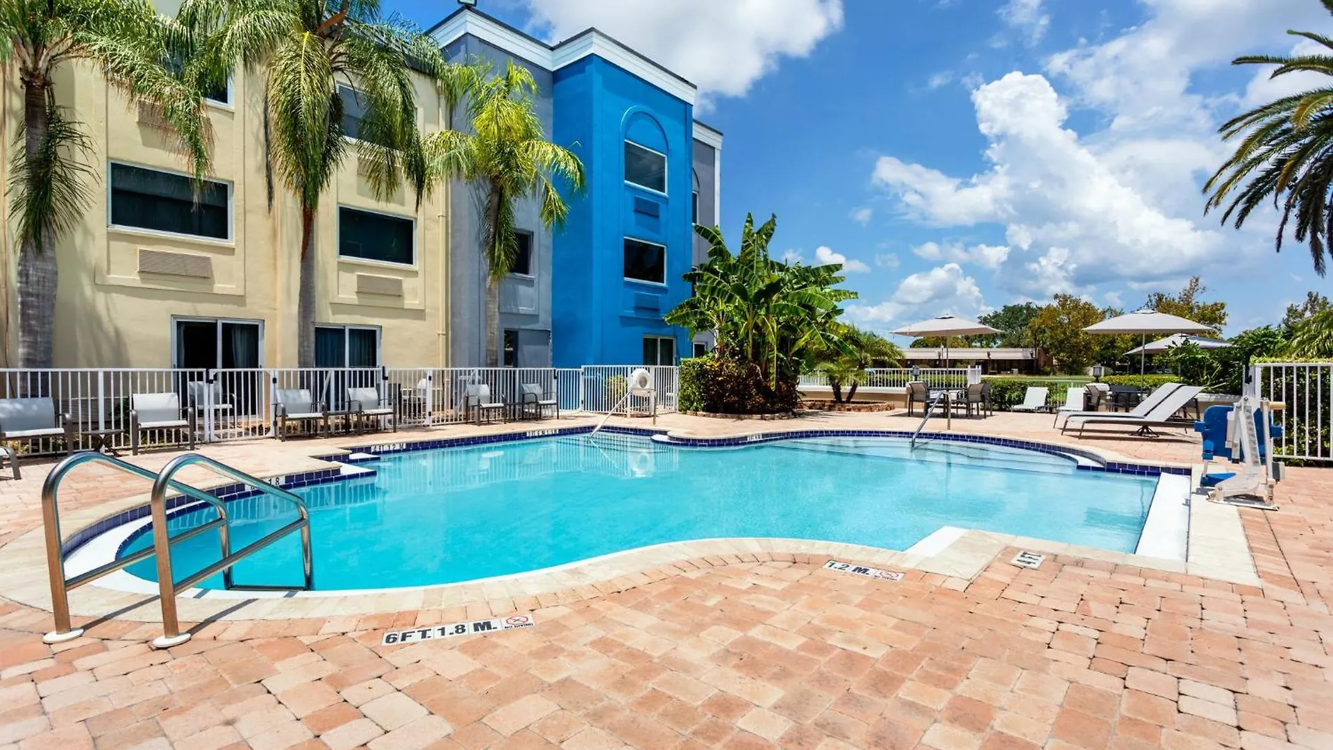 Holiday Inn Express Hotel Clearwater East - Icot Center By Ihg Pinellas Park